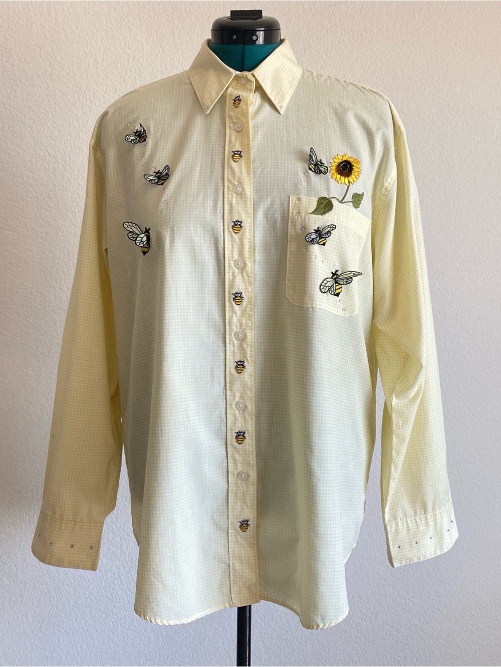 Vintage embroidered patch work checkered button down long sleeve shirt, XL